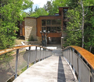 LODGING-new-400